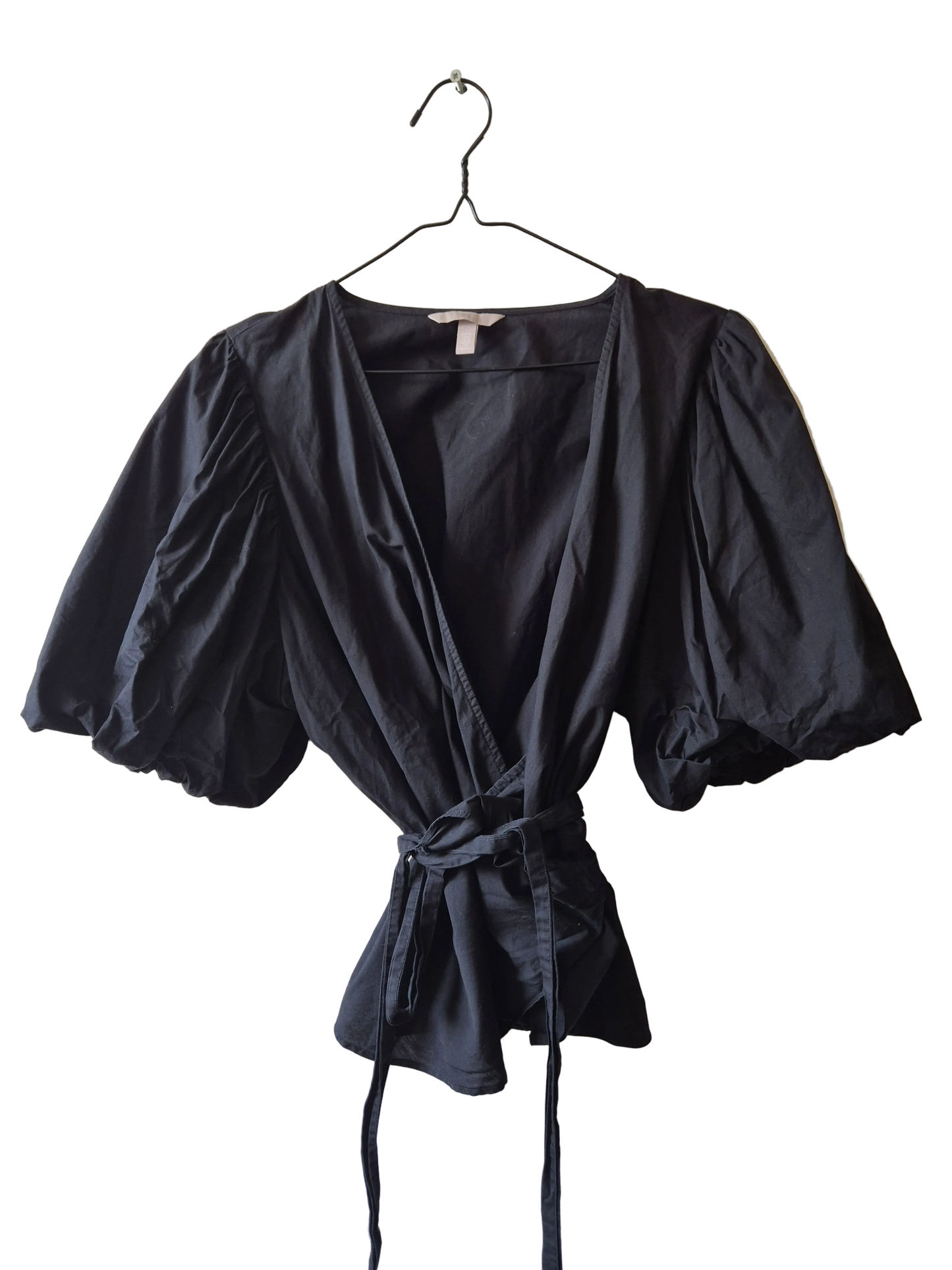 Slå-om-bluse med pufærmer - str XL